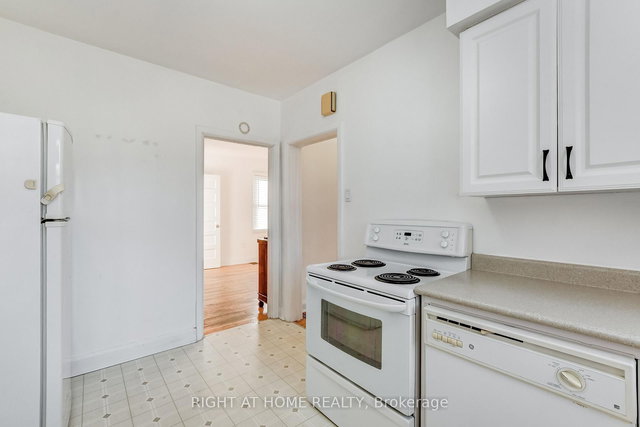 903 Normandy Crescent S S