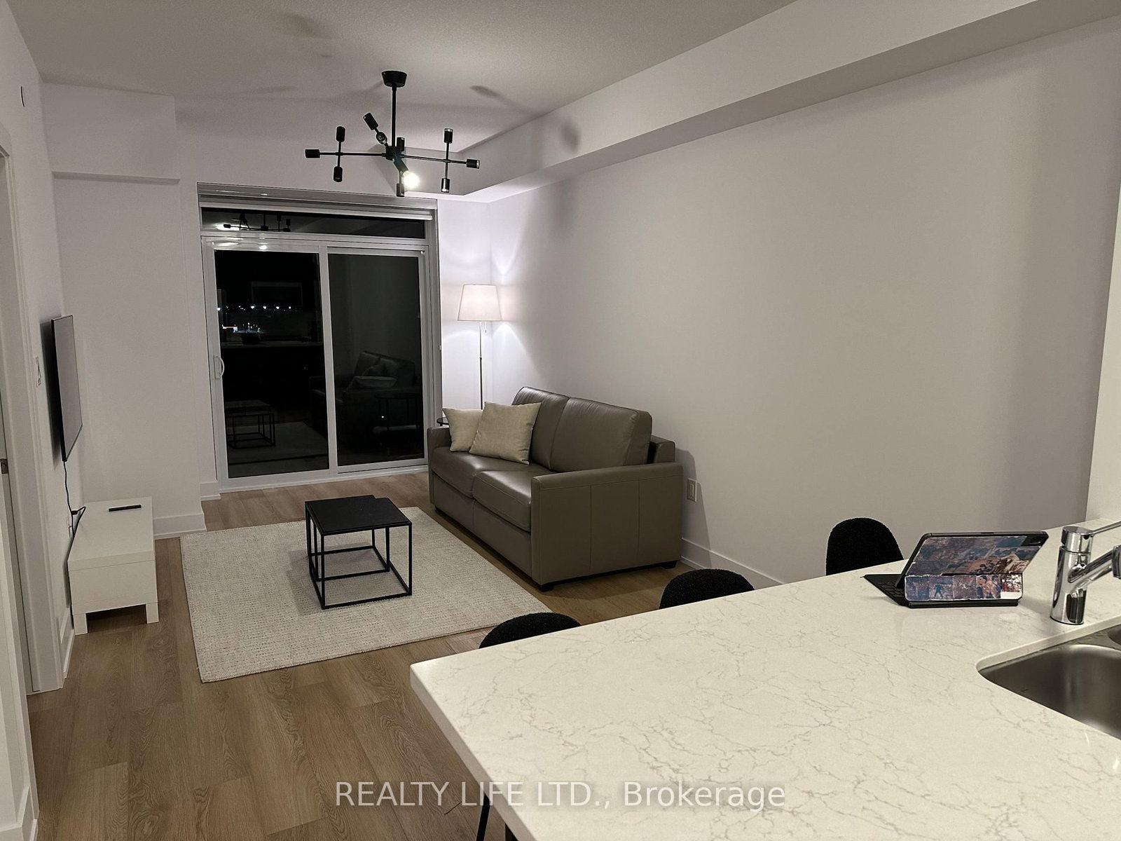 470 Dundas Street E, Unit 1106 - Photo 8