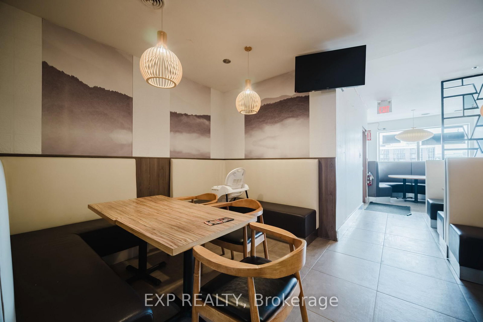 135 King Street E - Photo 24