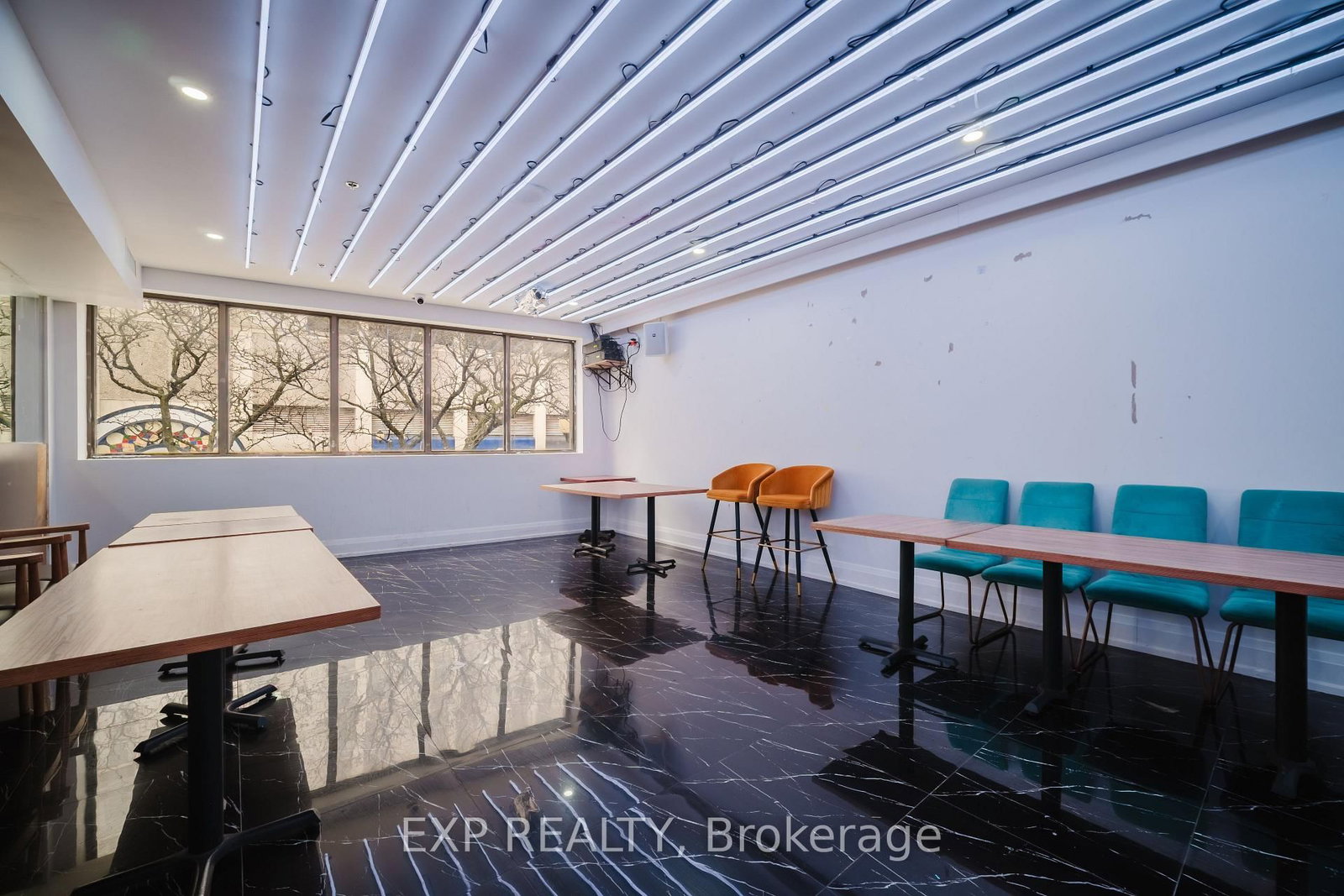 135 King Street E - Photo 30