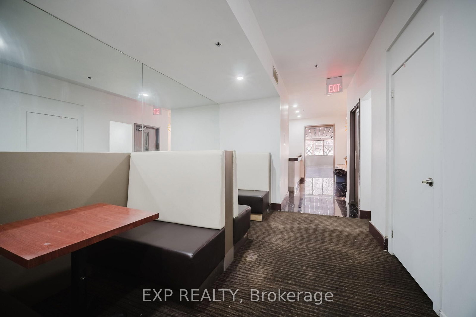 135 King Street E - Photo 33