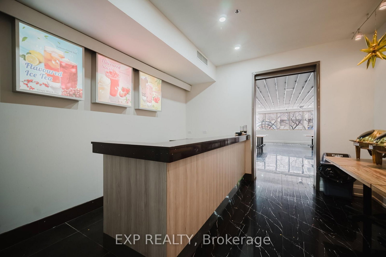 135 King Street E - Photo 34