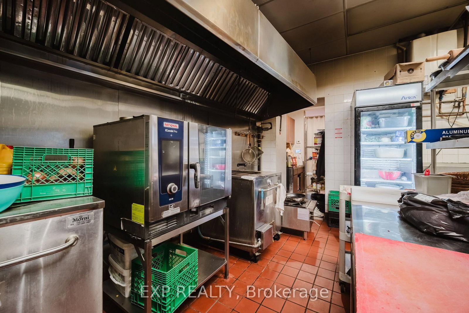 135 King Street E - Photo 38