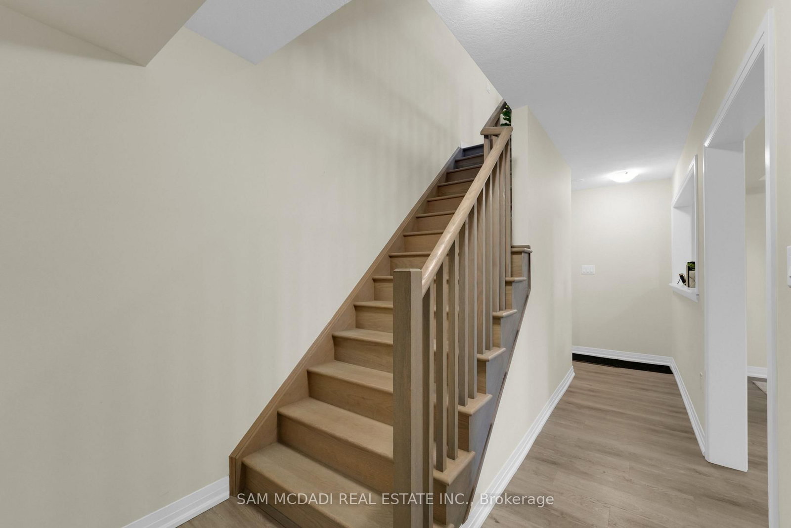 185 Bedrock Drive, Unit 13 - Photo 8