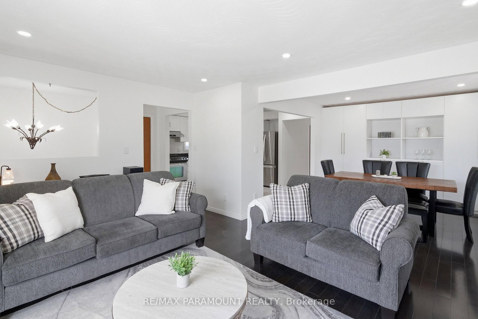 Detached House for sale at 1262 Upper Gage Avenue, Hamilton, Ontario, L8W 1E4 - Randall - MLS: X13004802