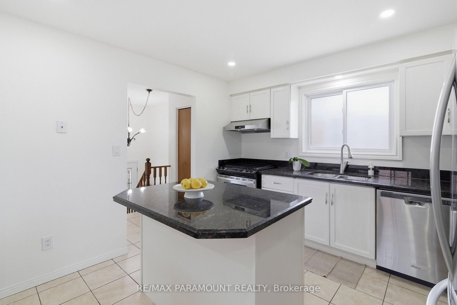 Detached House for sale at 1262 Upper Gage Avenue, Hamilton, Ontario, L8W 1E4 - Randall - MLS: X13004802