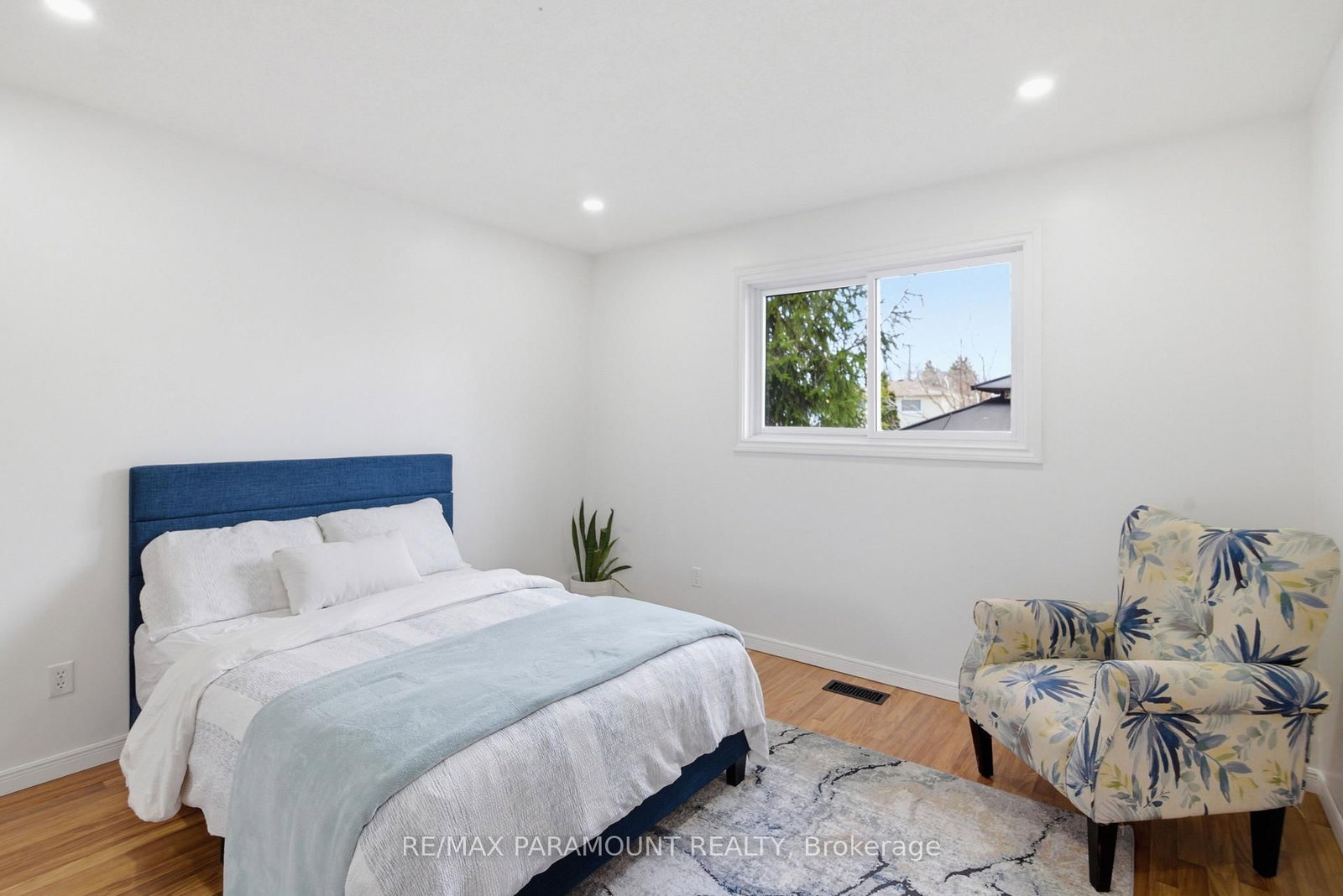 Detached House for sale at 1262 Upper Gage Avenue, Hamilton, Ontario, L8W 1E4 - Randall - MLS: X13004802