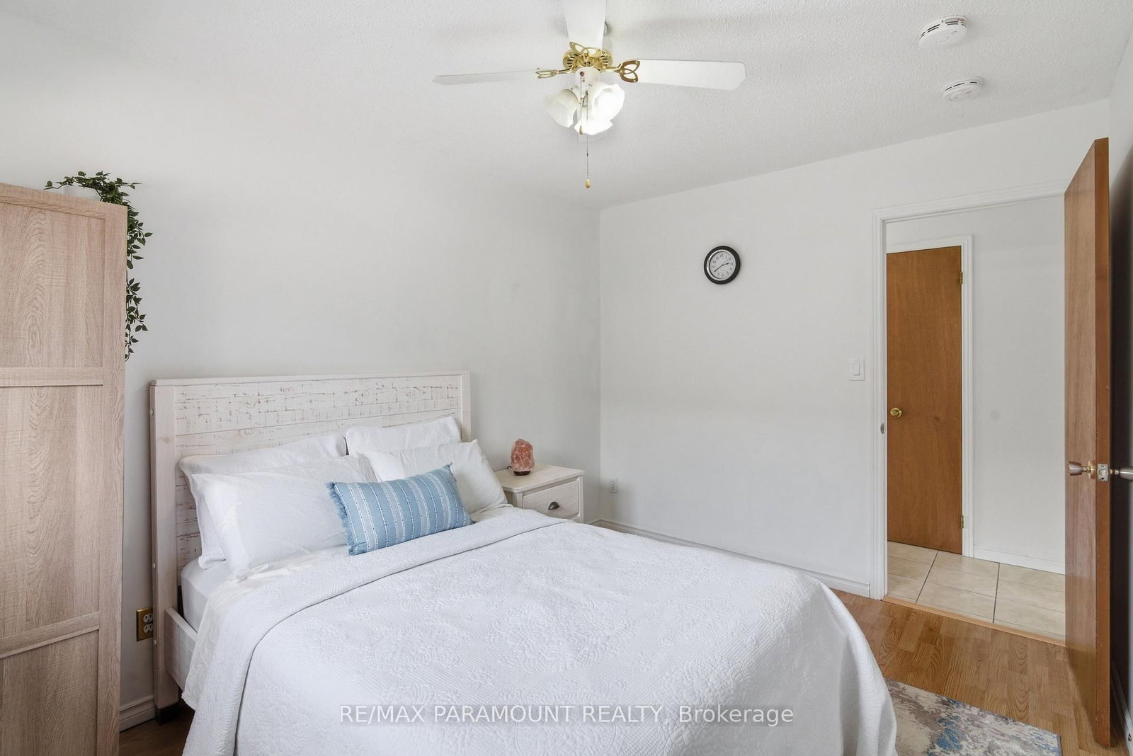 Detached House for sale at 1262 Upper Gage Avenue, Hamilton, Ontario, L8W 1E4 - Randall - MLS: X13004802