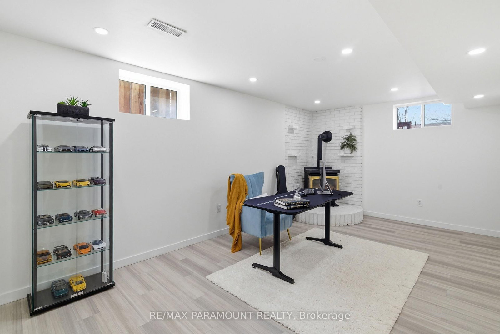 Detached House for sale at 1262 Upper Gage Avenue, Hamilton, Ontario, L8W 1E4 - Randall - MLS: X13004802