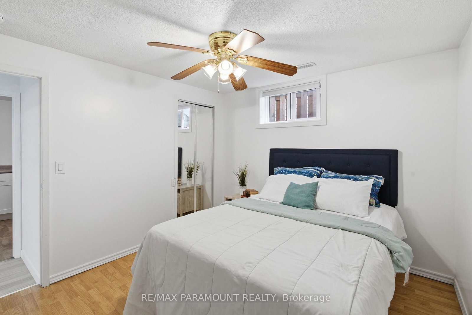 Detached House for sale at 1262 Upper Gage Avenue, Hamilton, Ontario, L8W 1E4 - Randall - MLS: X13004802