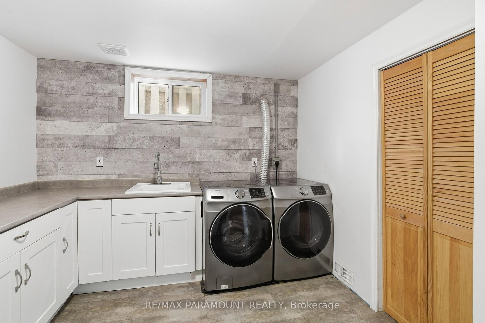 Detached House for sale at 1262 Upper Gage Avenue, Hamilton, Ontario, L8W 1E4 - Randall - MLS: X13004802