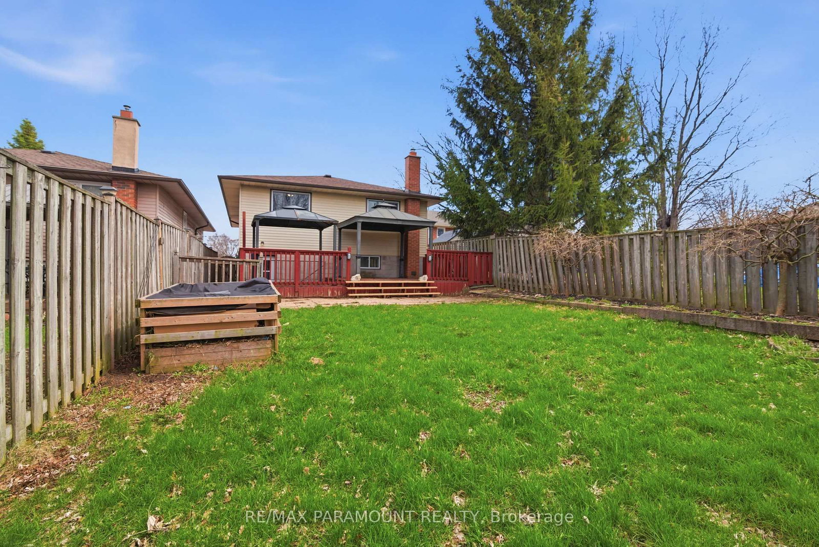 Detached House for sale at 1262 Upper Gage Avenue, Hamilton, Ontario, L8W 1E4 - Randall - MLS: X13004802