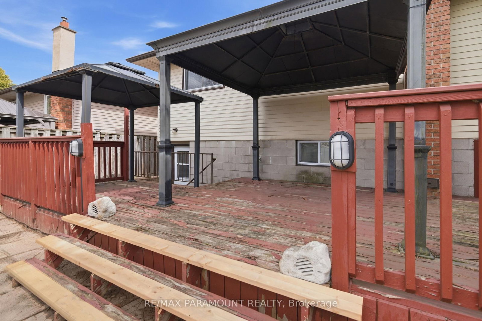 Detached House for sale at 1262 Upper Gage Avenue, Hamilton, Ontario, L8W 1E4 - Randall - MLS: X13004802