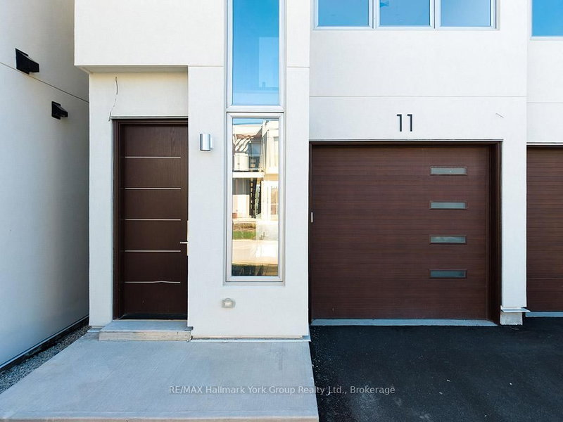 11 WATERVIEW Lane