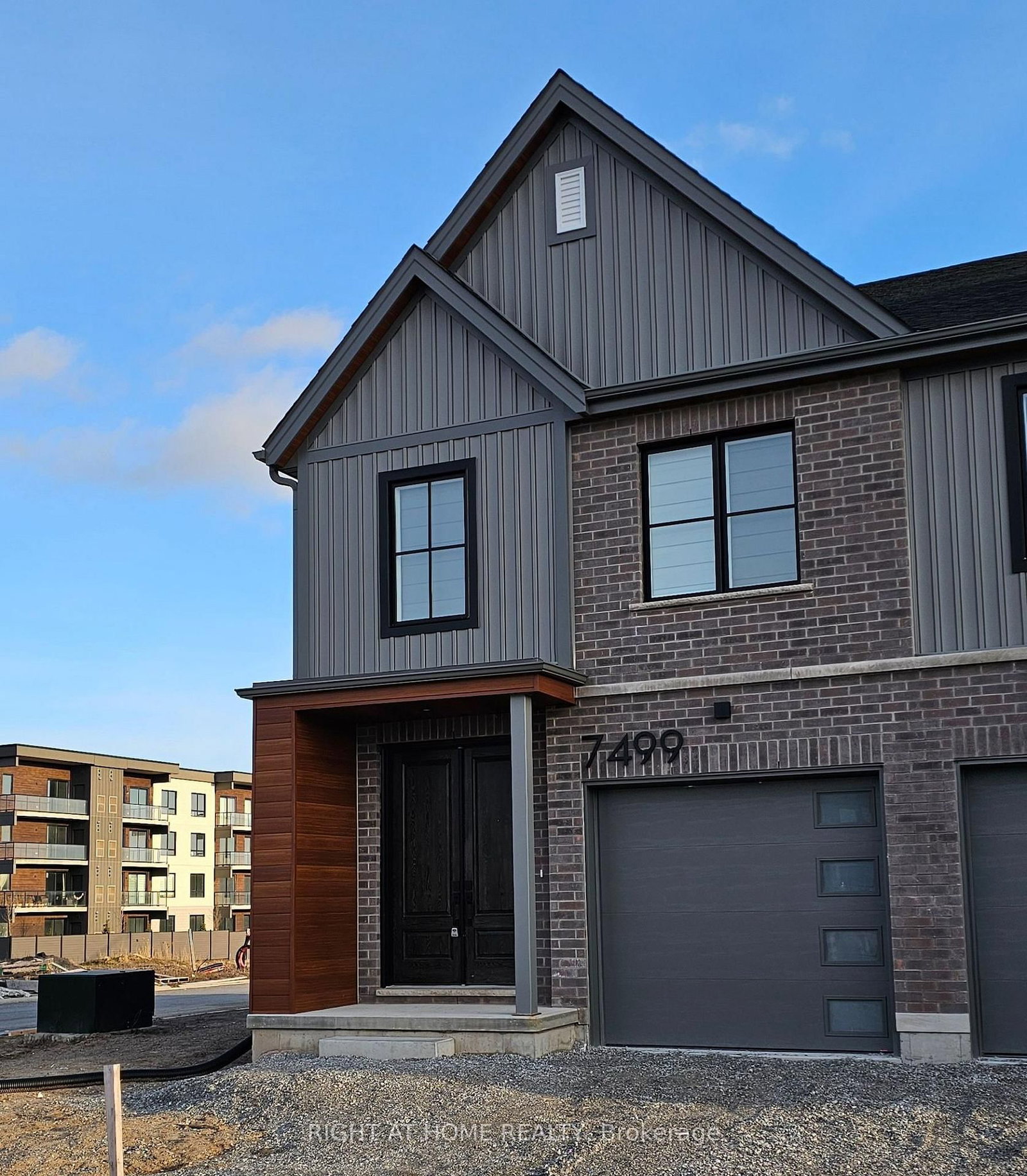 7499 Marvel Drive, Unit Bsmt - Photo 2