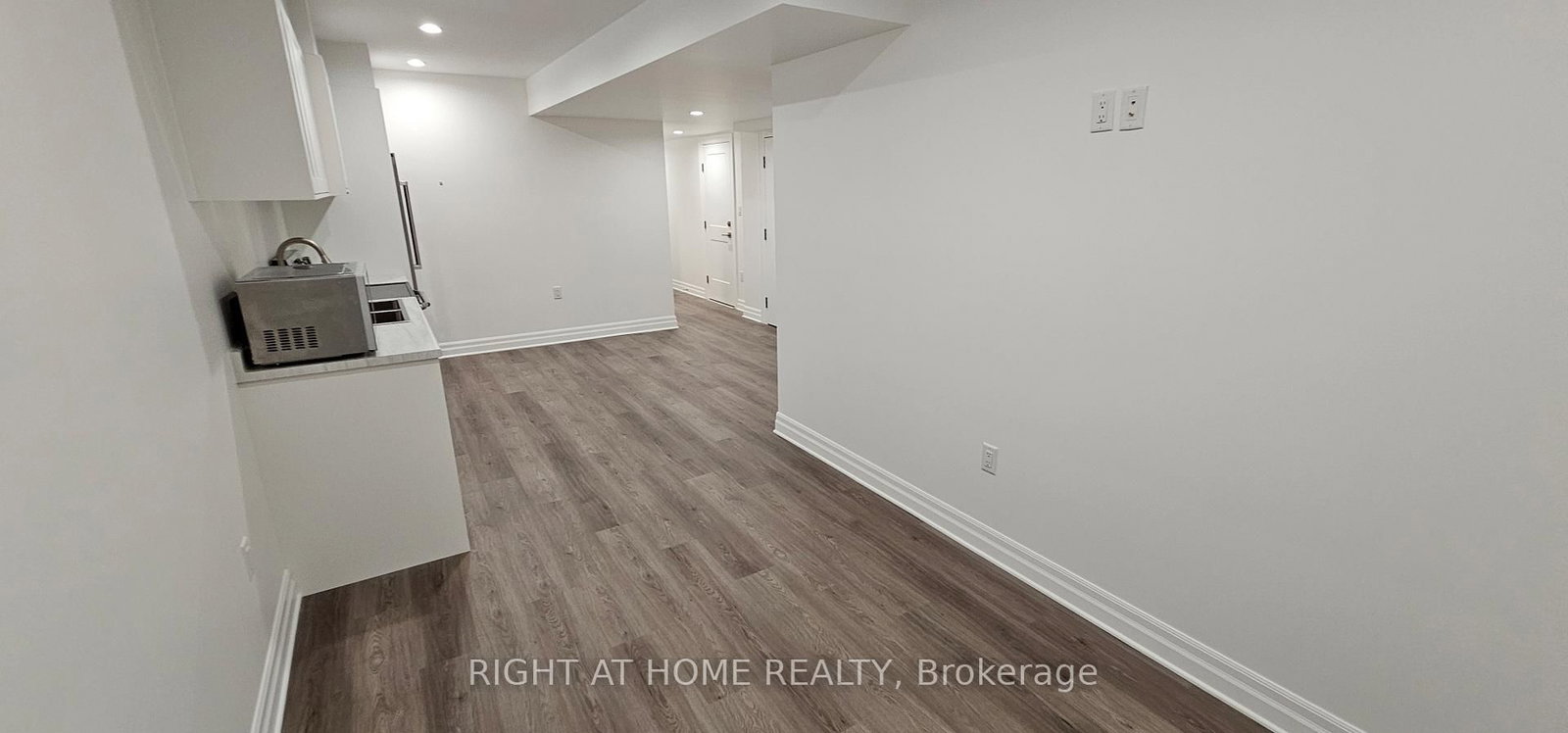 7499 Marvel Drive, Unit Bsmt - Photo 9