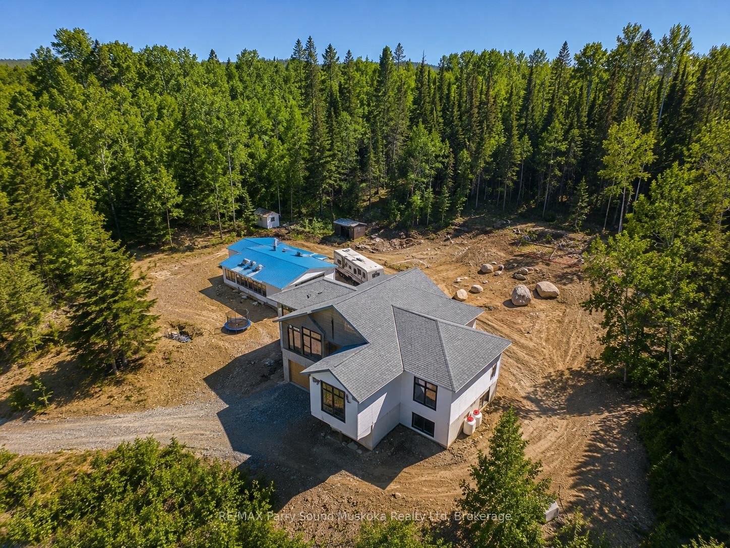 556 Highway 518 W • Perry, ON photo 5