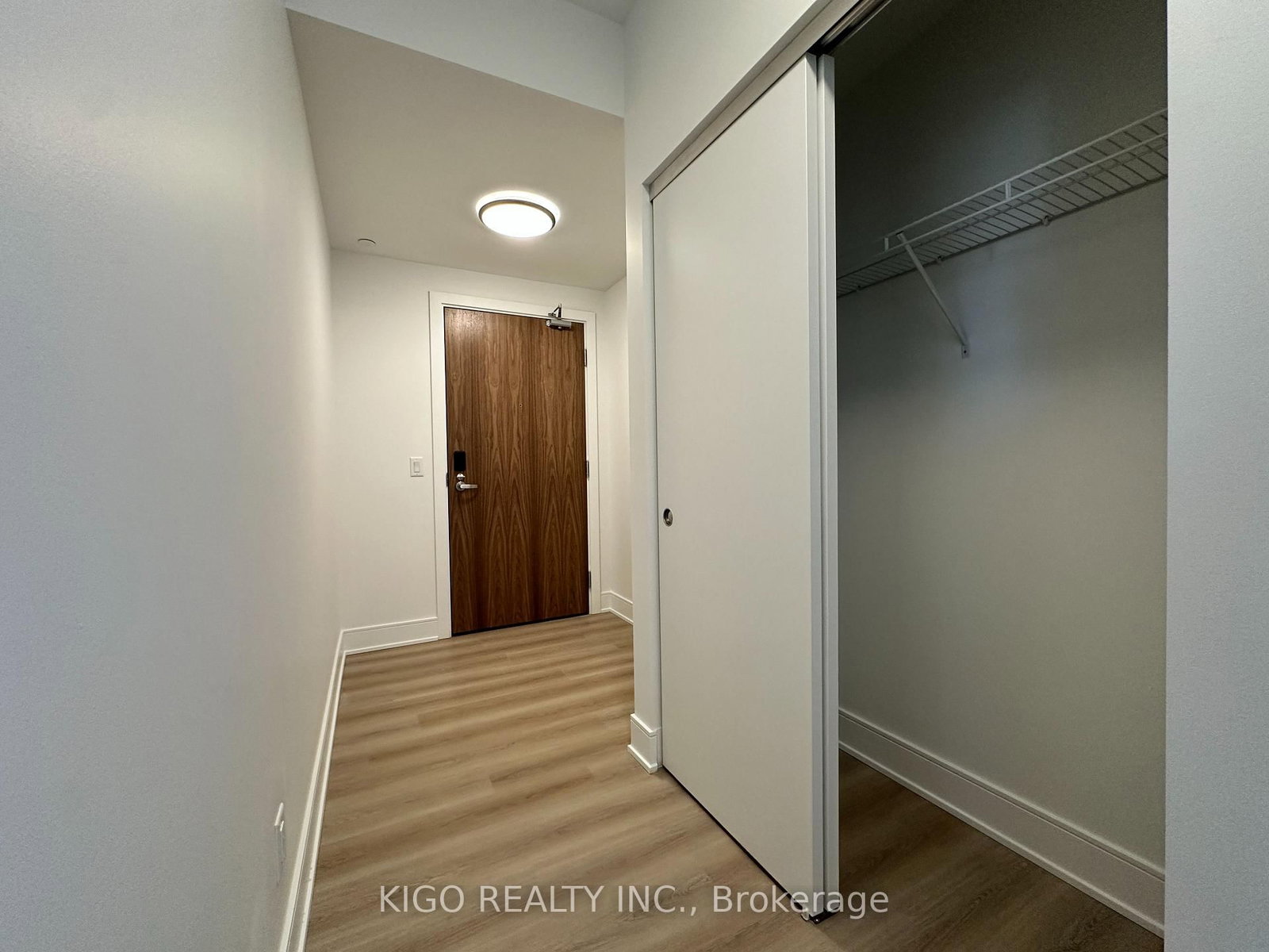 25 Wellington Street S, Unit 1401 - Photo 11