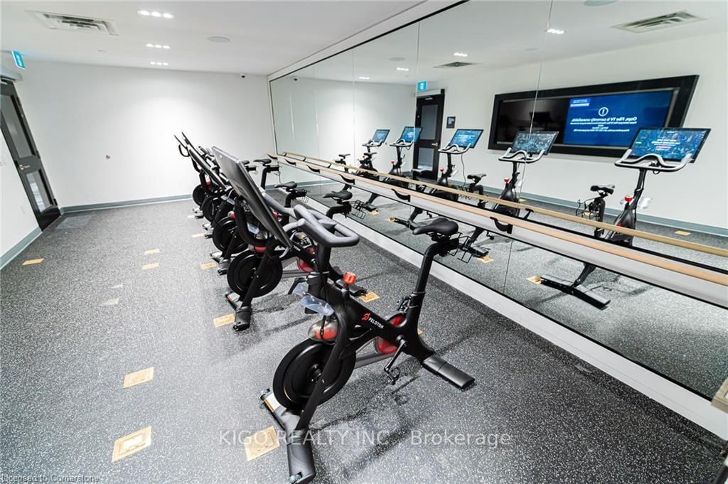 25 Wellington Street S, Unit 1401 - Photo 38