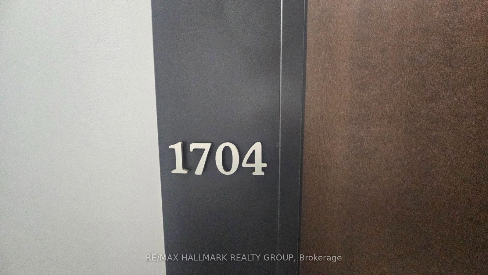 199 Slater Street - Photo 2