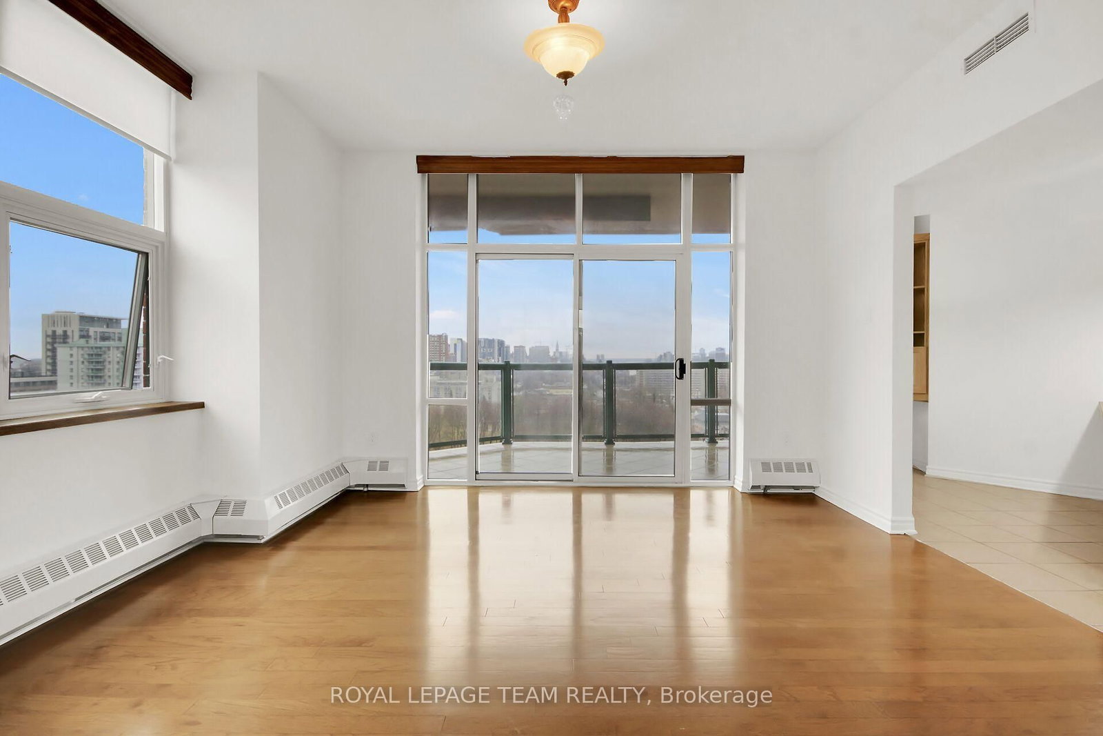 131 Wurtemburg Street, Unit 1104 - Photo 14