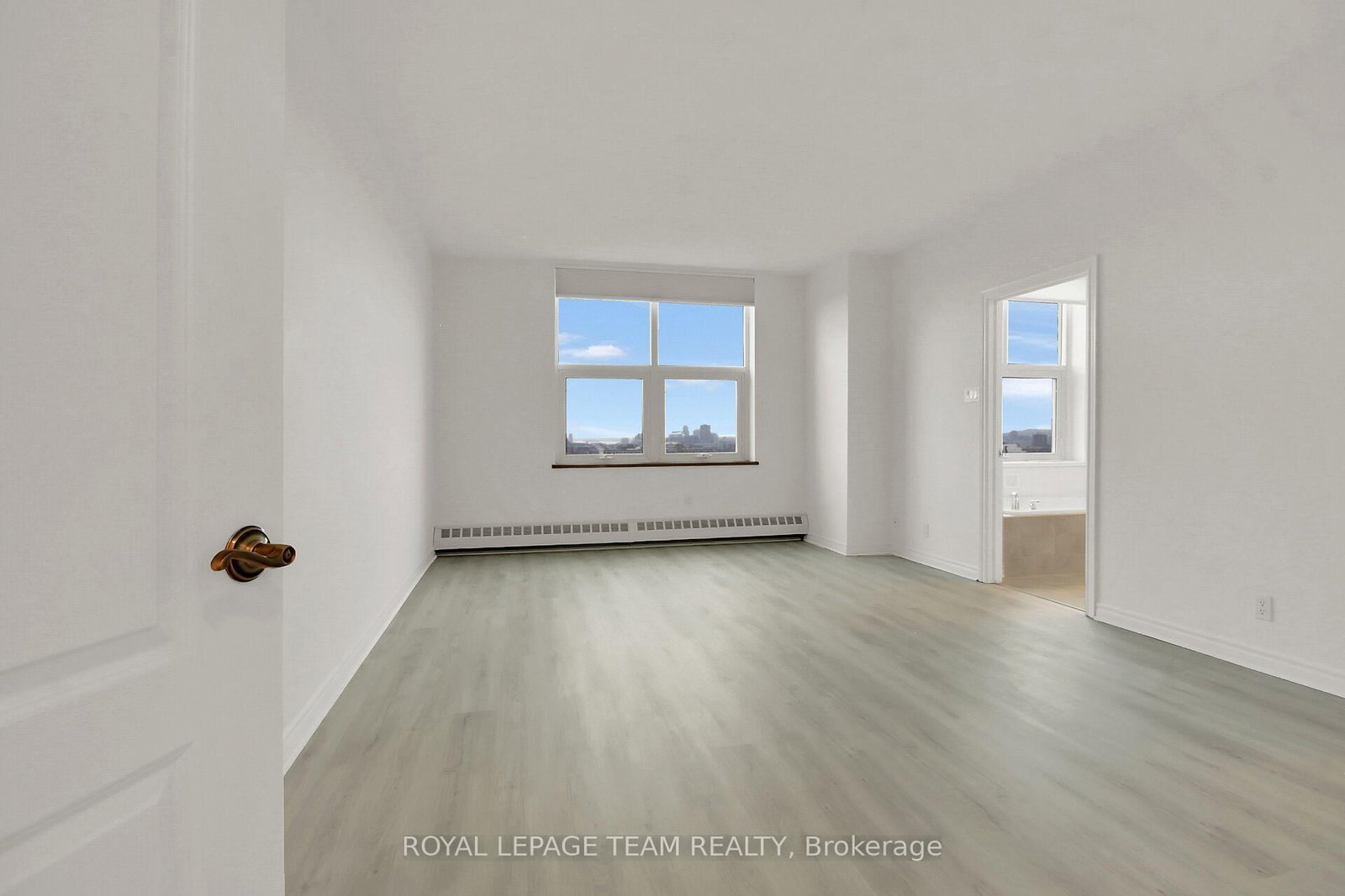 131 Wurtemburg Street, Unit 1104 - Photo 26