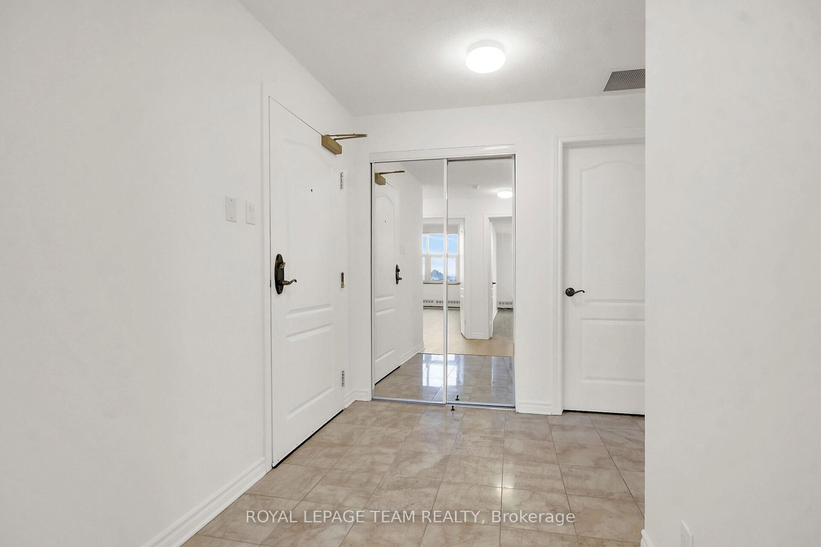 131 Wurtemburg Street, Unit 1104 - Photo 9