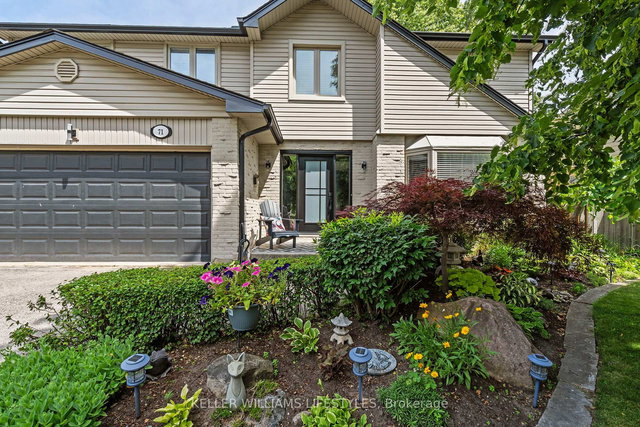 71 Blackthorne Crescent