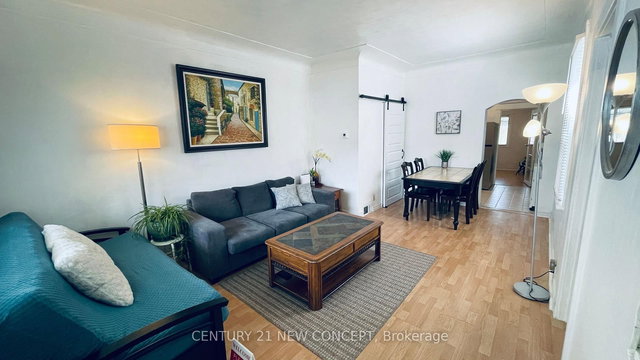 106 Emerald Street N