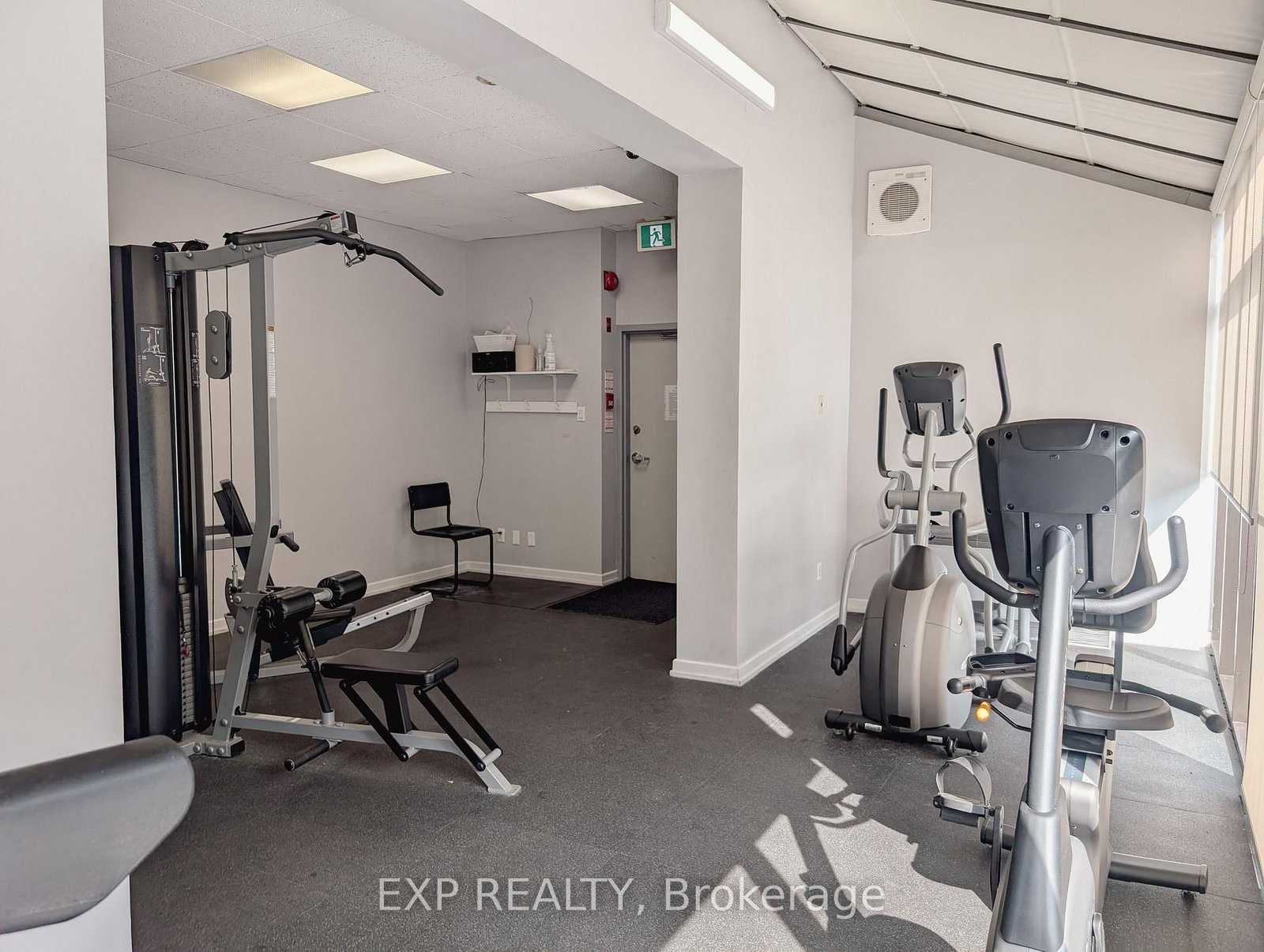 1320 Richmond Road, Unit 420 - Photo 15