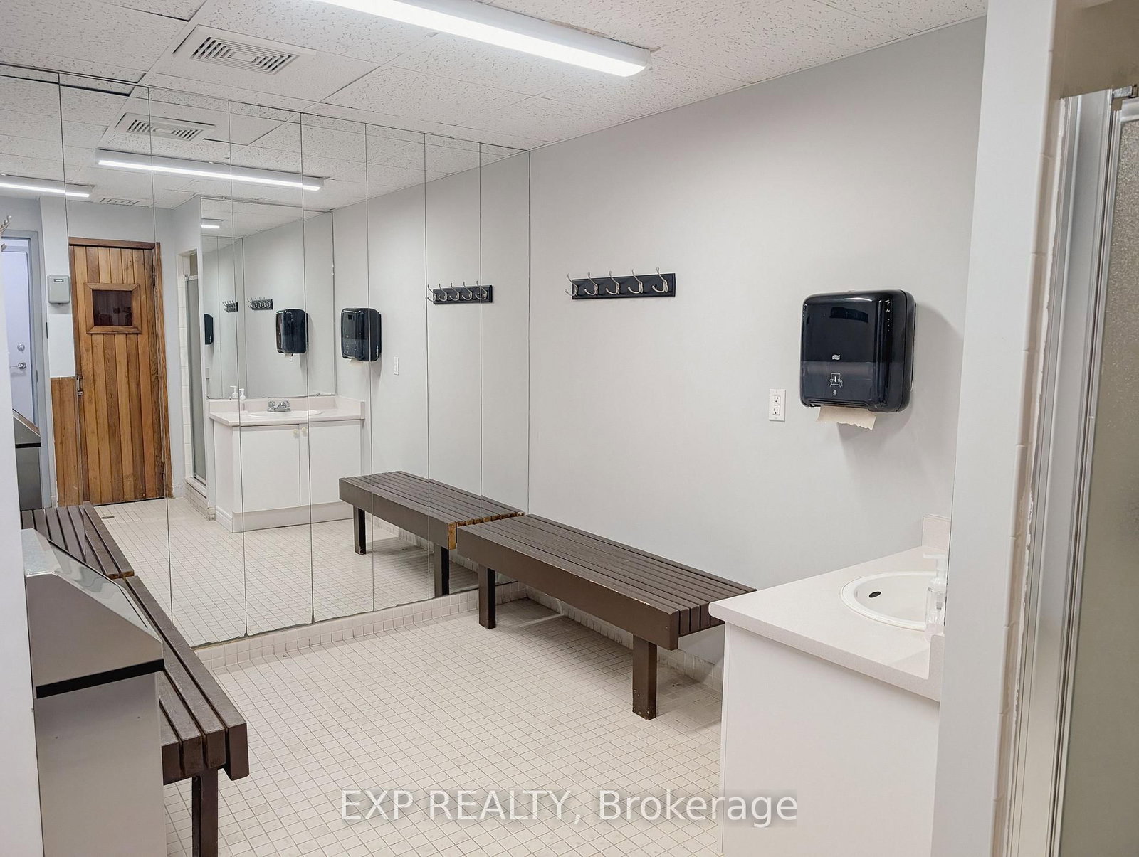 1300 Richmond Road, Unit 107 - Photo 23