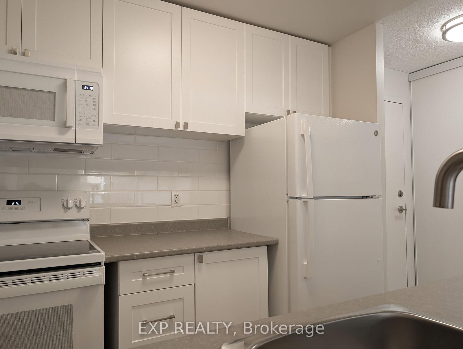 1300 Richmond Road, Unit 107 - Photo 3