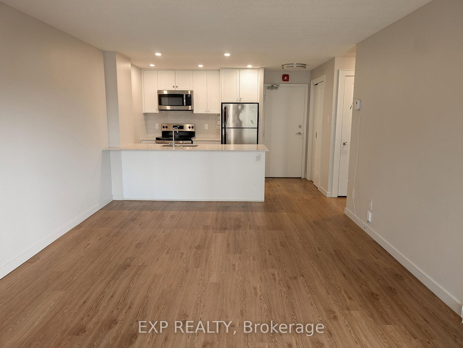 1300 Richmond Road, Unit 410 - Photo 9