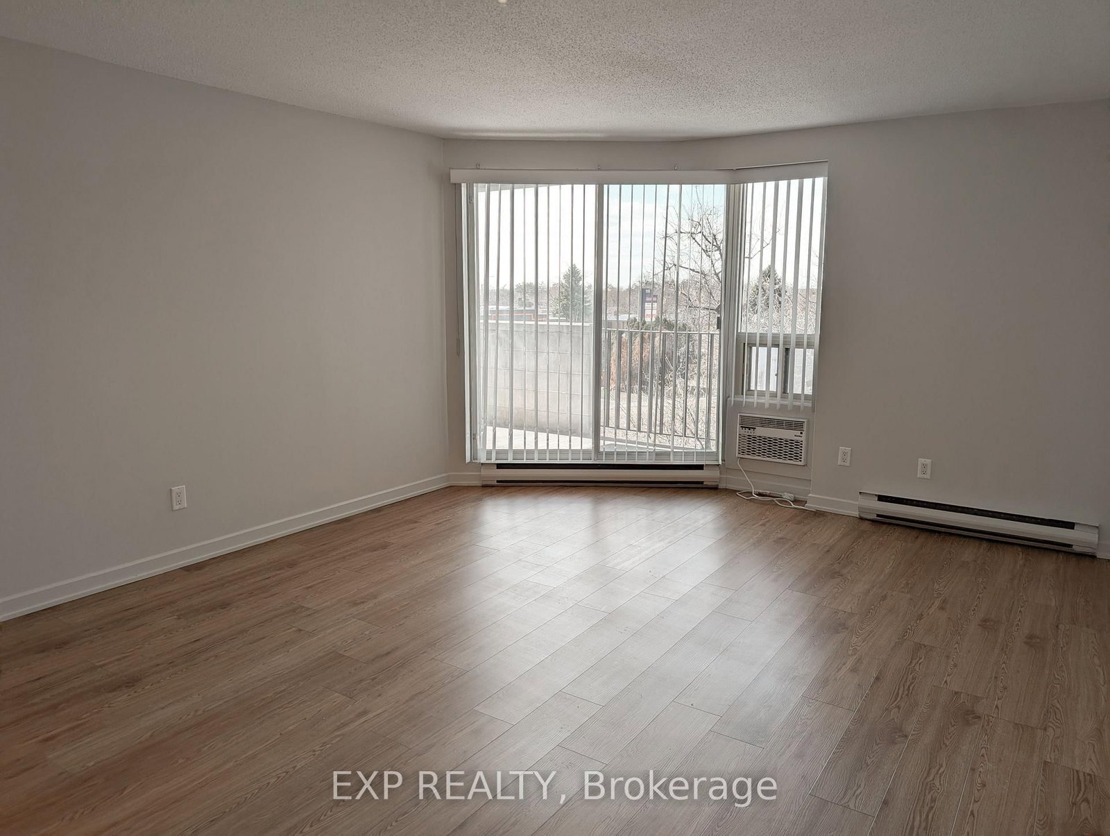 1320 Richmond Road, Unit 320 - Photo 4