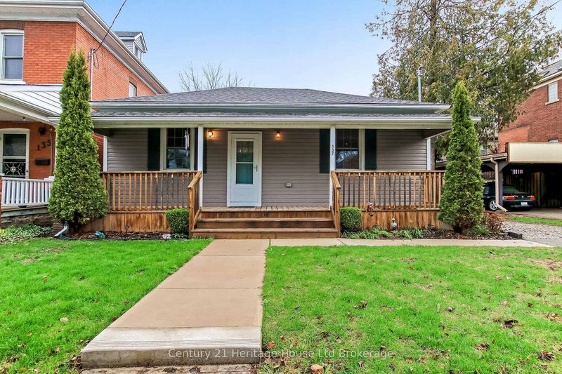 home for sale on 137 Wonham Street S