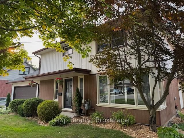 570 7th St W, Owen Sound, Ontario