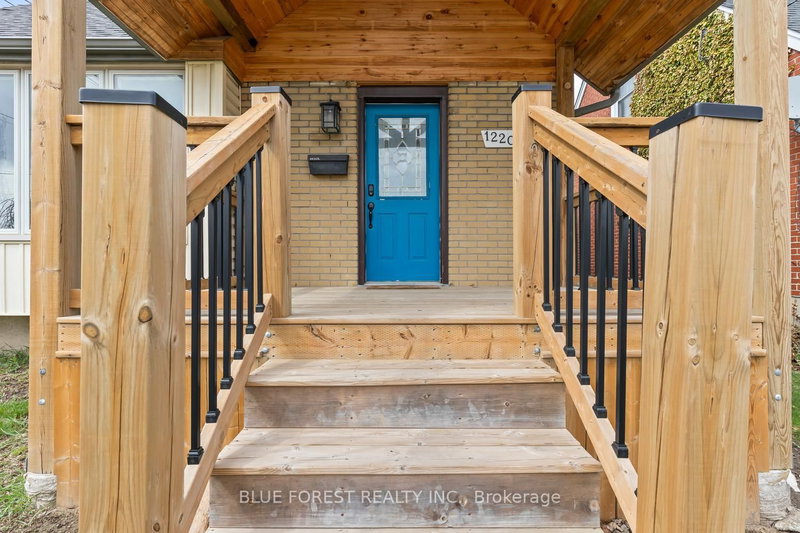 1220 Wilton Ave, London East, N5W 2G8 | Image 3