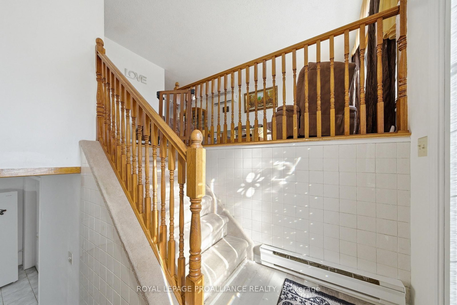 Detached House for sale at 19 Allore Avenue, Quinte West, Ontario, K8V 6K2 - Trenton Ward - MLS: X13005270