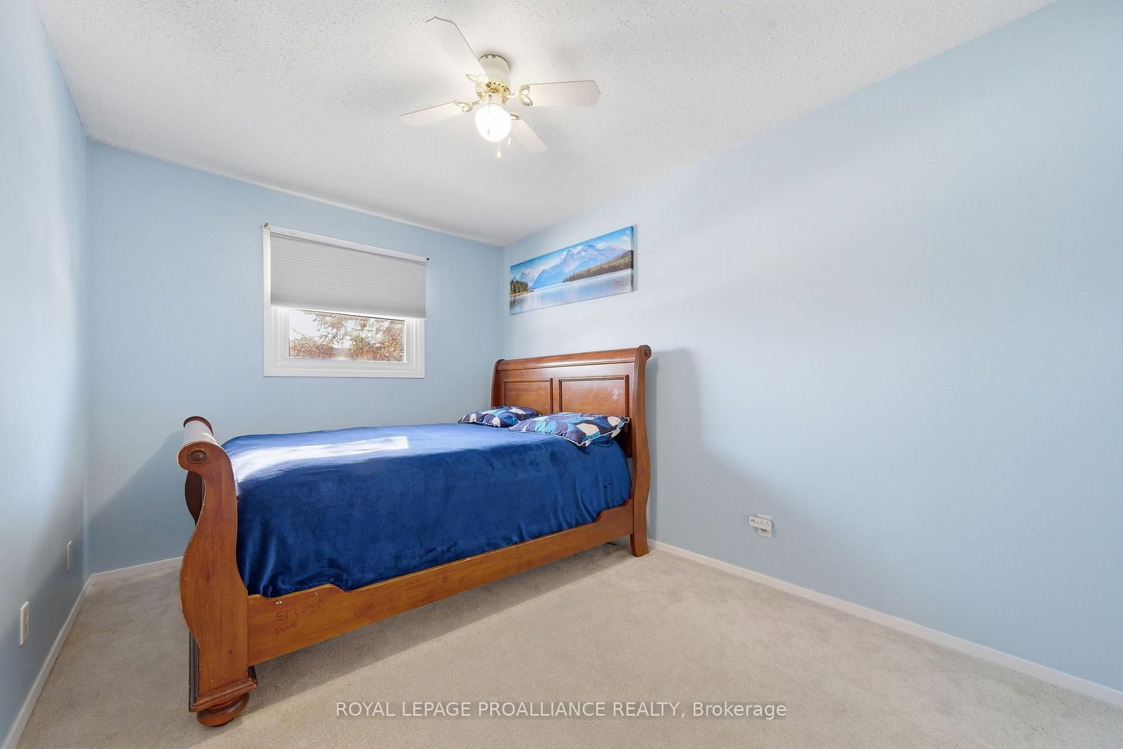 Detached House for sale at 19 Allore Avenue, Quinte West, Ontario, K8V 6K2 - Trenton Ward - MLS: X13005270