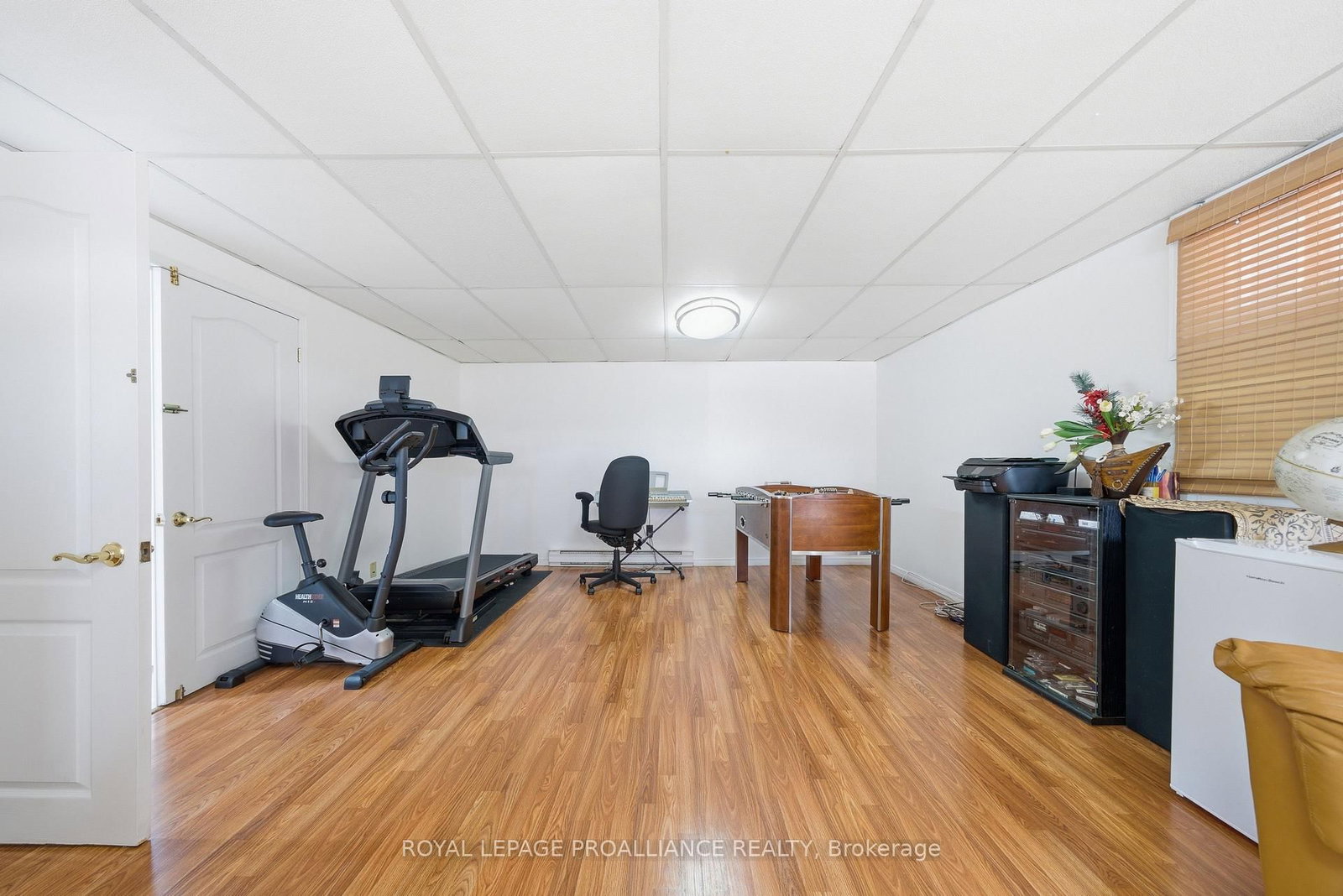 Detached House for sale at 19 Allore Avenue, Quinte West, Ontario, K8V 6K2 - Trenton Ward - MLS: X13005270