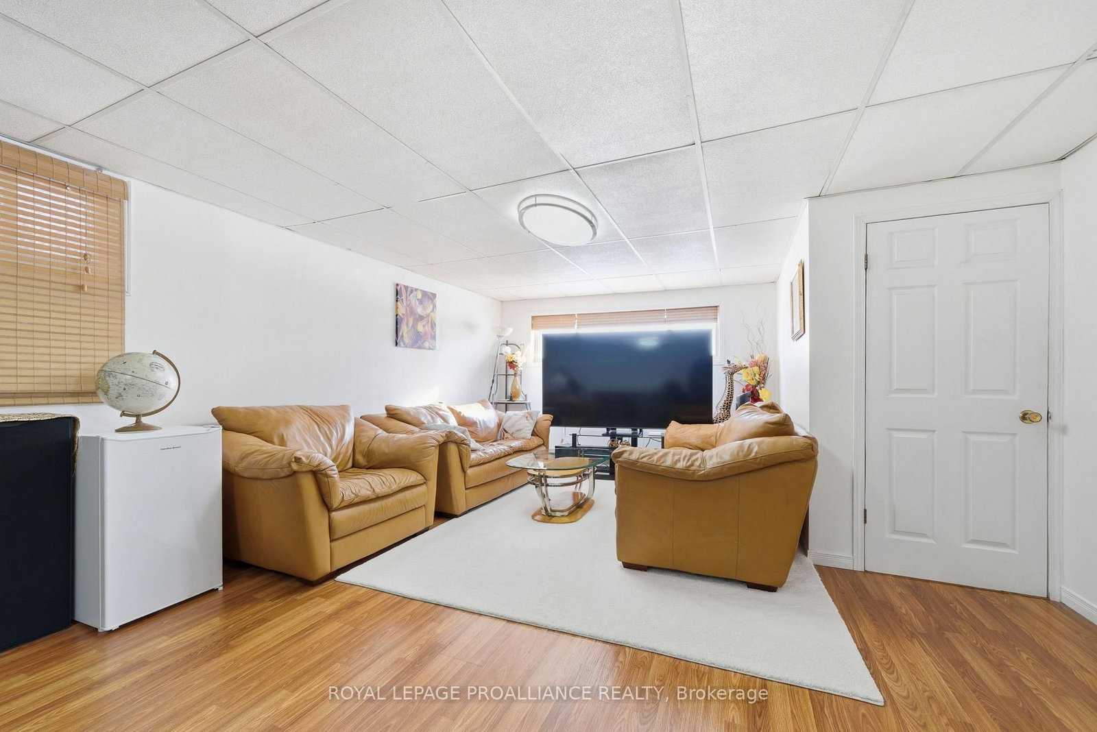 Detached House for sale at 19 Allore Avenue, Quinte West, Ontario, K8V 6K2 - Trenton Ward - MLS: X13005270