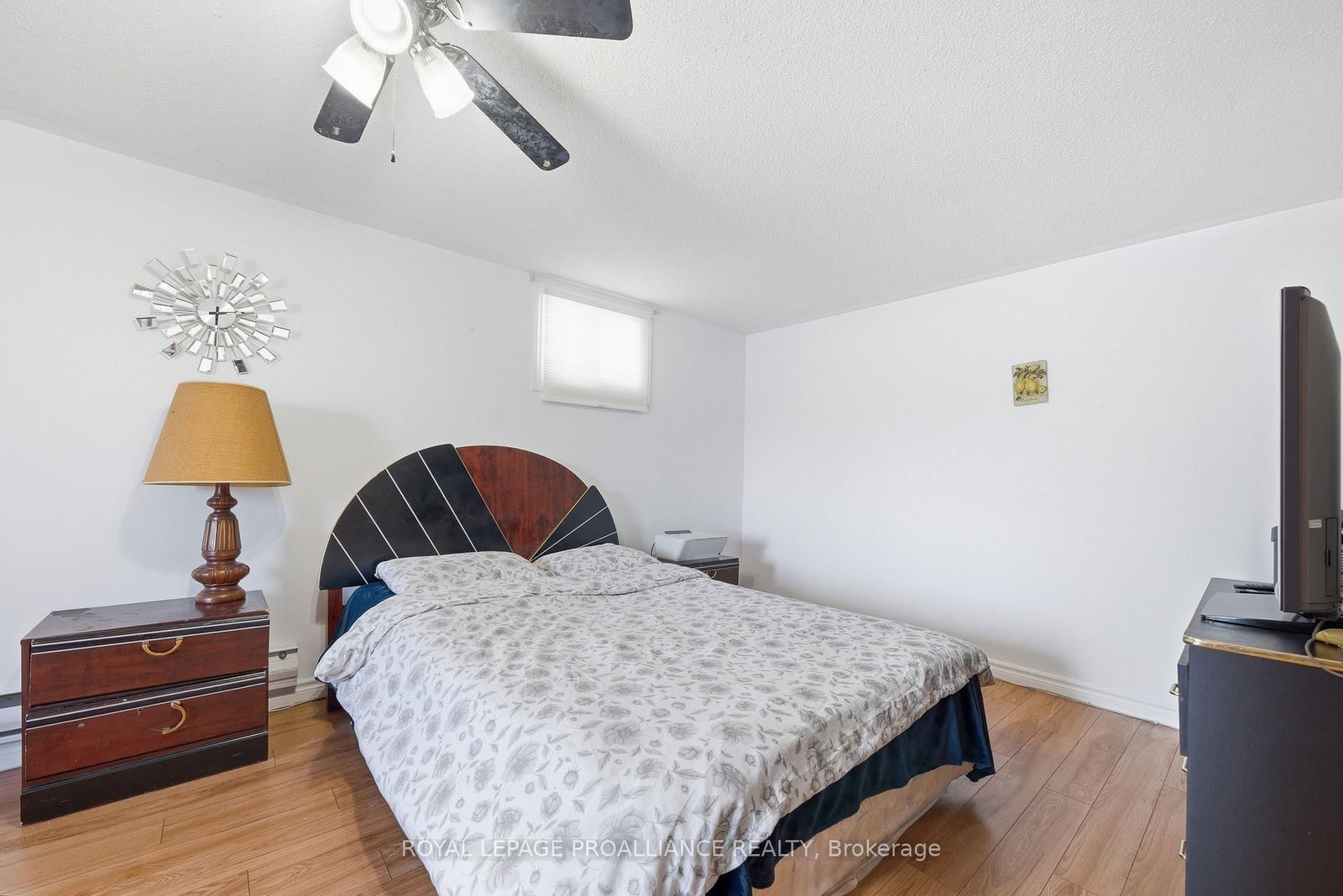 Detached House for sale at 19 Allore Avenue, Quinte West, Ontario, K8V 6K2 - Trenton Ward - MLS: X13005270