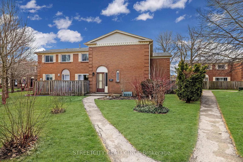 home for sale on 282 HOMESTEAD Crescent