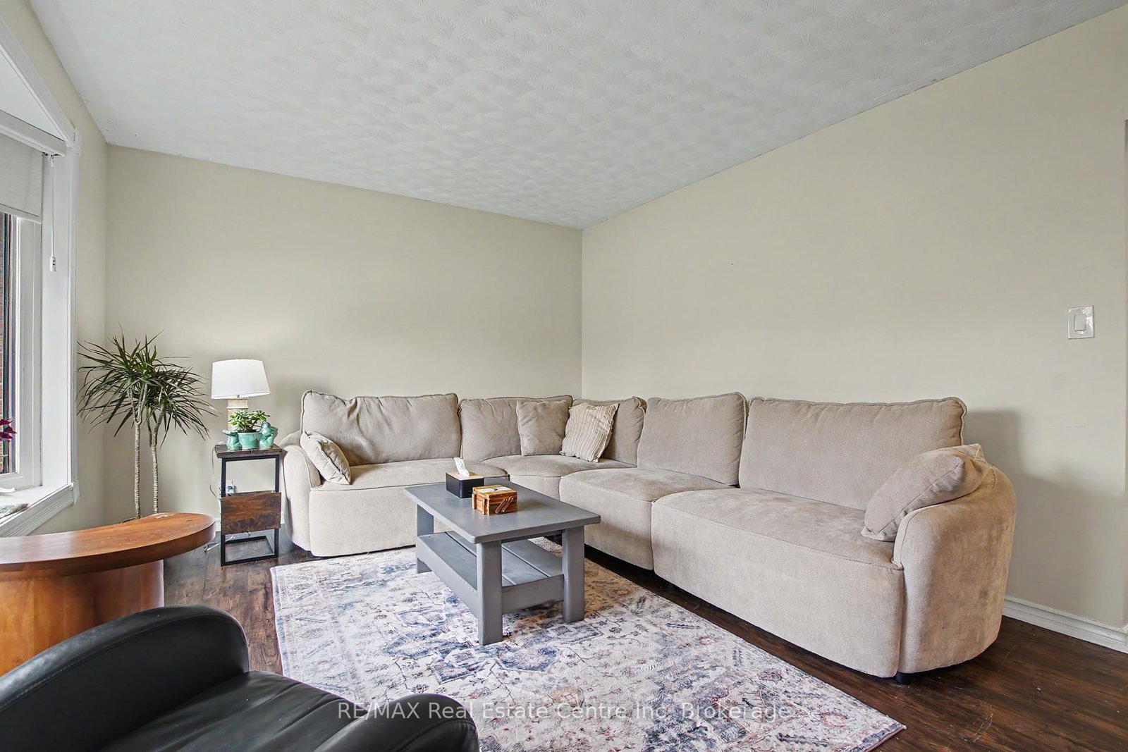 5 Eric Court - Photo 10