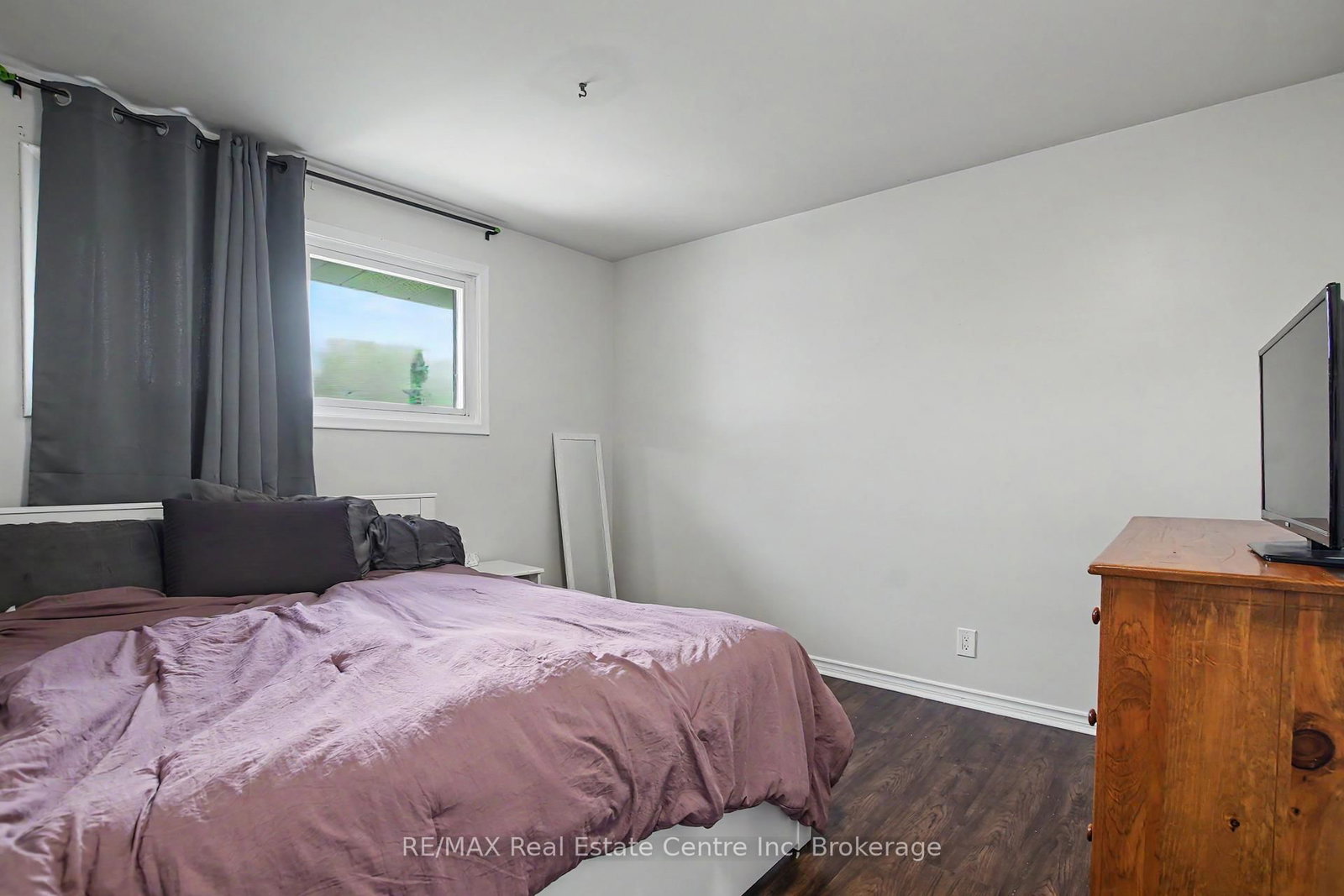 5 Eric Court - Photo 13