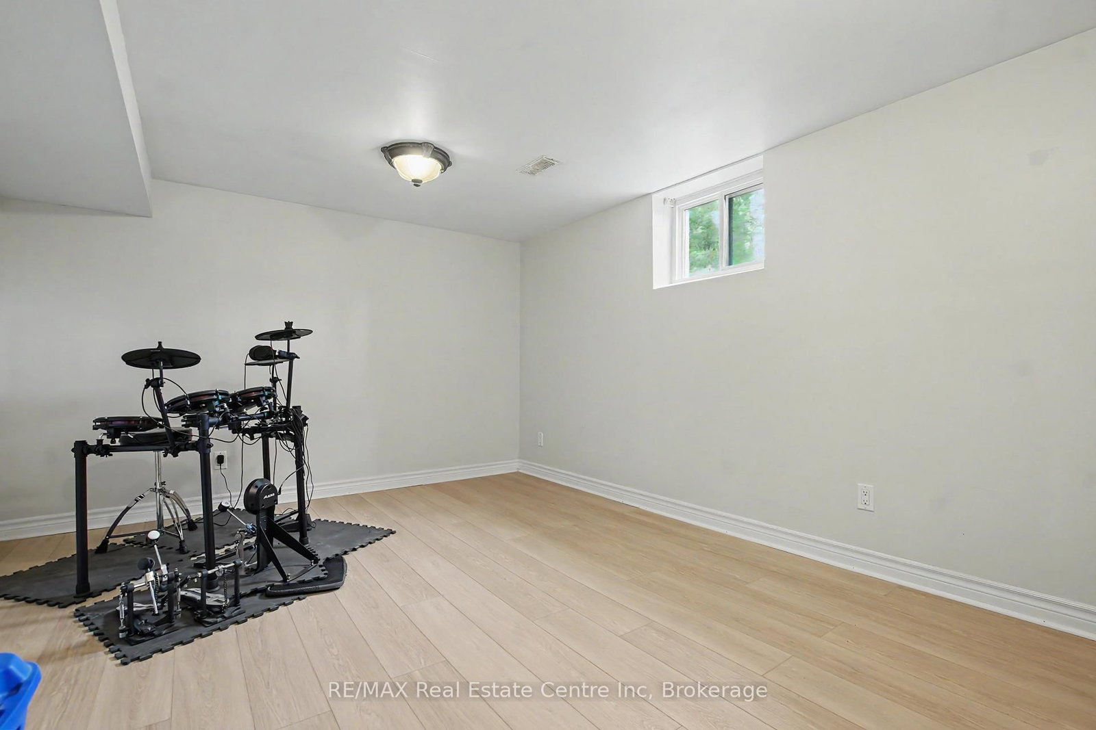 5 Eric Court - Photo 21