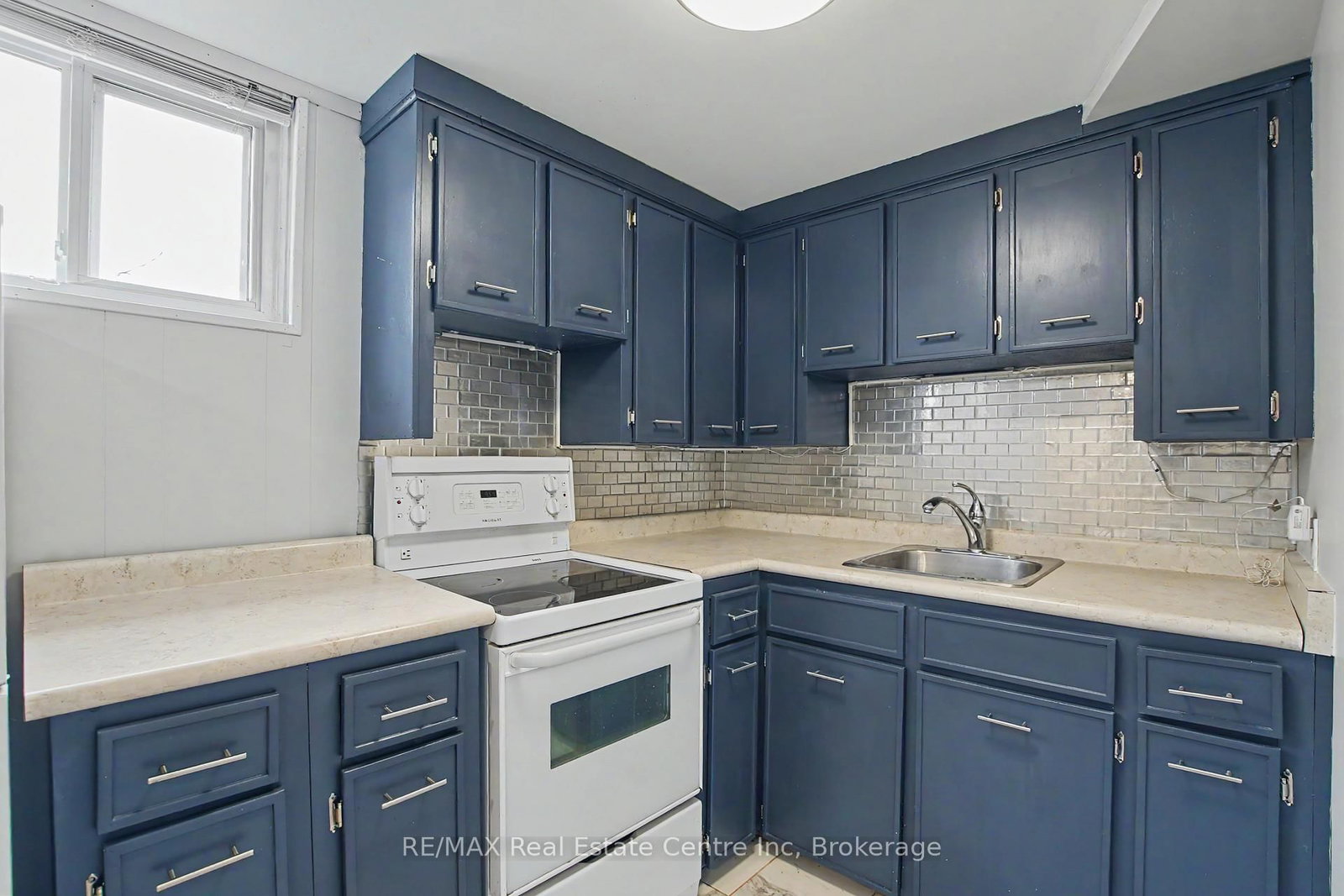 5 Eric Court - Photo 23