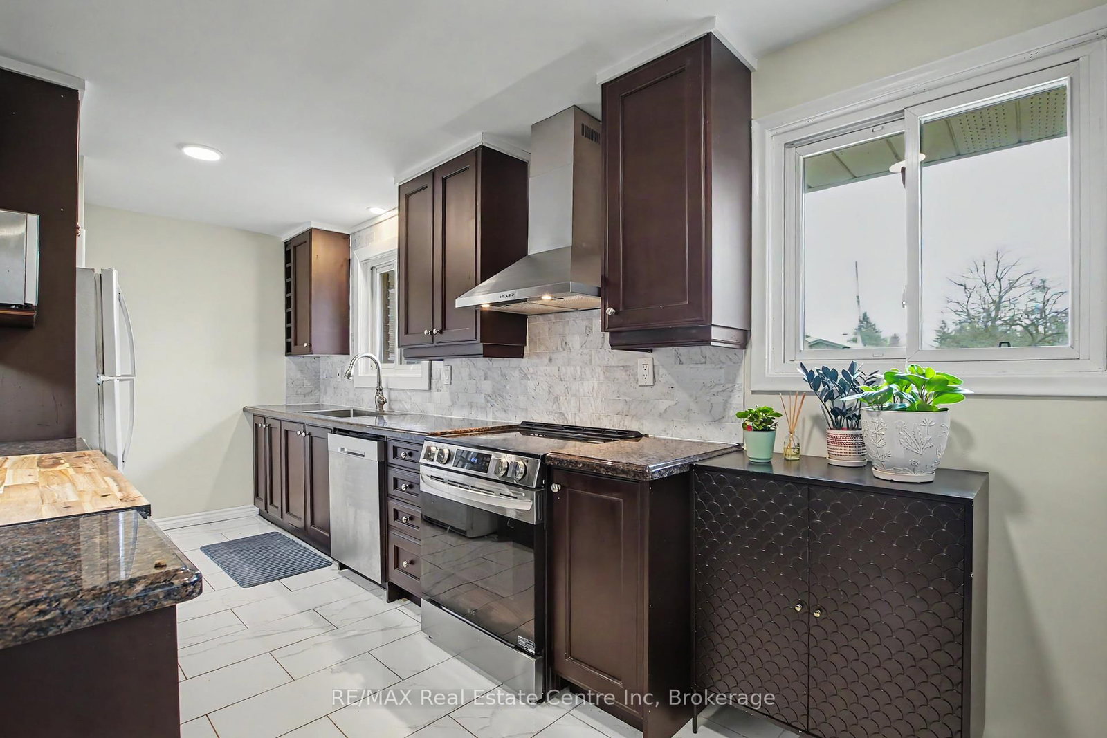 5 Eric Court - Photo 6