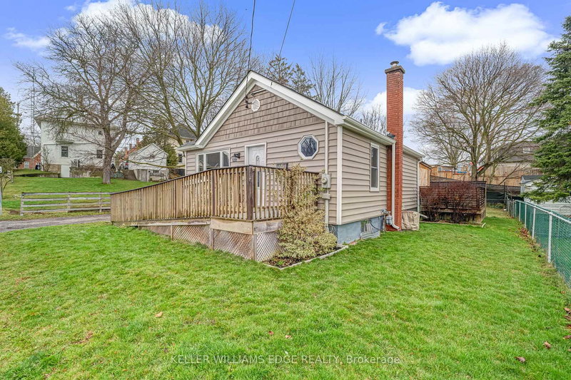 116 South St S, West Lincoln, L0R 2A0 | Image 2