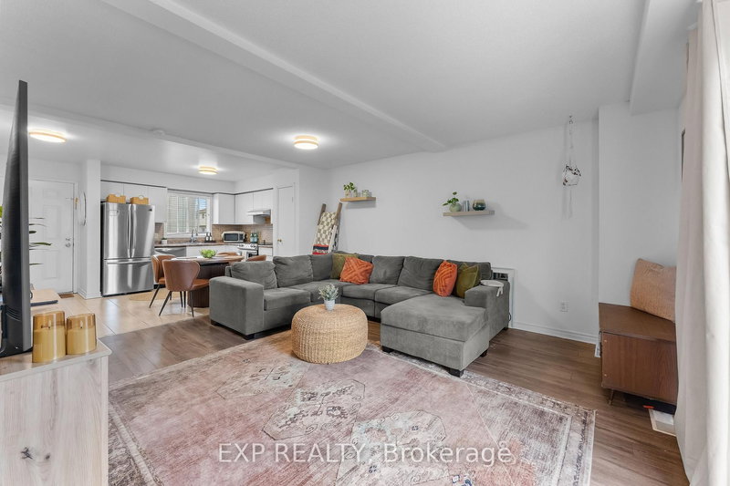 84 - 8141 Coventry Rd, Niagara Falls, L2H 2X7 | Image 2